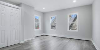 660 Public St Gallery 10