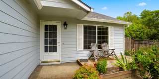 307 NW Angela Lane Hillsboro, OR 97214 307 NW Angela Lane Hillsboro, OR 97214 Gallery 7