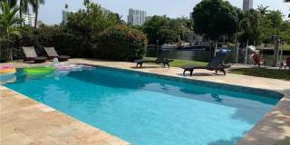 631 Oleander Drive Gallery 3