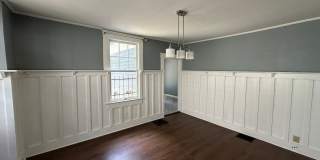 3 BR/ 2BA Central Gardens Bungalow Gallery 12