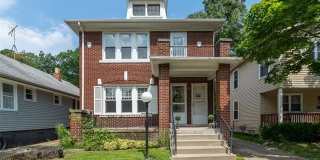 242 W Webster Street Gallery 1