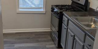 1538 South Dover Street Gallery 6