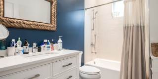 1633 N Wolcott Avenue Gallery 21