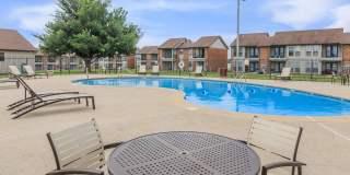 Country Club Gallery 16