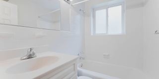 Renaissance Club Gallery 25