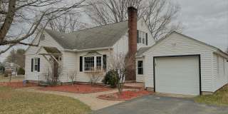 Charming Single-Family Home Great Neighborhood Gallery 10