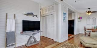 2314 East Blvd Gallery 6