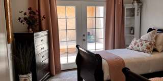 Check out this lovely 3 bed 2 bath home for the Fall Season. Rental Available Now through November 2026 Gallery 17