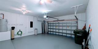 2151 NE 37th Ter Gallery 31