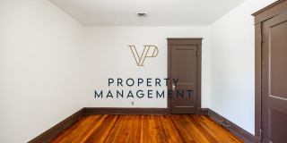 203-209 Indiana Gallery 26