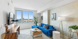 Link Apartments H Street Gallery 4