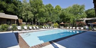 555 Mansell Gallery 17