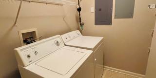 1 Bedroom 1 Bath Condo Gallery 4