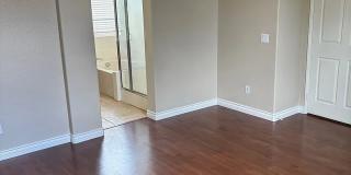 Newer 4bed 2.5 bath House Gallery 7