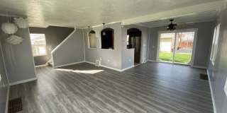 Beautifully Updated 4-Bedroom Home in the Heart of Richland Gallery 10