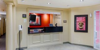 Richmond - W. Broad Street - Glenside - North Gallery 24