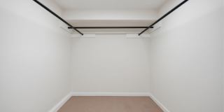 204 LIVINGSTON Court Gallery 32