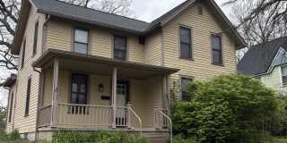 201 Oak Street Gallery 1