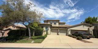 3 bedroom Serrano home with view Gallery 1