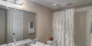 Woodchase Apartments Gallery 17