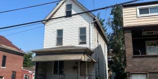 Charming 4-Bedroom House for Rent in East Pittsburgh Gallery 1