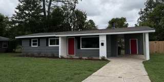 1000 Lowell Drive Gallery 1