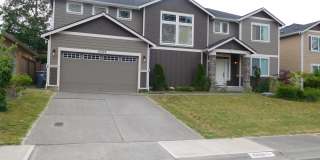 Beautiful 4 bedroom Home Near South Hill! Gallery 1