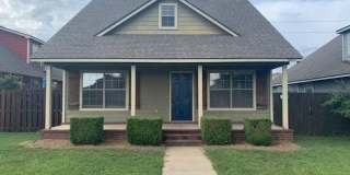 Craftsman style 3 bedroom 2 bath Home - Avail NOW! Gallery 4