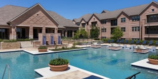 AVE Las Colinas Gallery 6