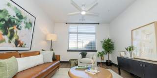 The Mint 425 Apartments Gallery 23