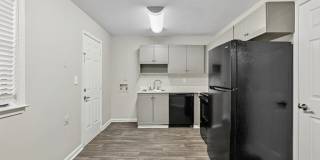 Brentwood Apartments Gallery 16