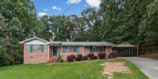 One level - Brick Ranch - Spacious 3 bedroom/2 bath in cul-de-sac lot.  $1800.00 Gallery 1