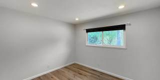 SD: Spacious 3BD/2BA Home in Oceanside with Large Backyard, In-Unit Laundry & Attached Garage Gallery 8