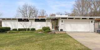 Gorgeous 3 bedroom, 2.5 Bathroom Home - Available Immediately Gallery 1