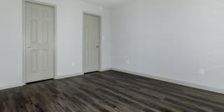 Harbor Walk Gallery 26