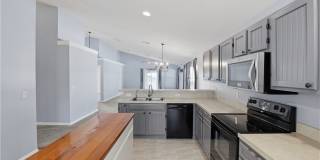 3005 41st Street W Gallery 27