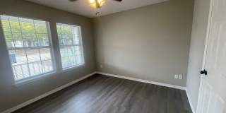 3 BD/2 BTH in Belle Chase! Gallery 5