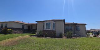 Updated 3-Bedroom Home with Bonus Room, New Appliances & New Central Air Gallery 5