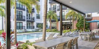 Jade at North Hyde Park Gallery 24