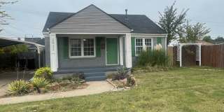 2 bed, 1 bath all updated and includes full size appliances! Walk to Uptown 23rd area! Gallery 1