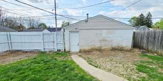 Move-In Ready 2BR/1BA Home w/ 2-Car Garage | Recently Updated Gallery 5