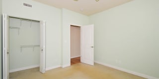 5528 Waterman Boulevard Gallery 16