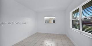 632 SW Kathy Ct Gallery 23