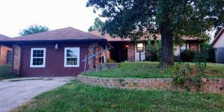Charming 5 Bedroom Home- Your Path to Homeownership Starts Here! Gallery 1