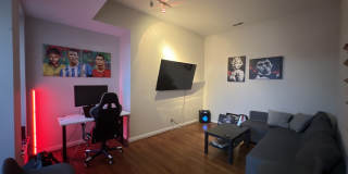 932-934 Russell Gallery 8