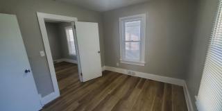 2 Bedroom Home with Detached Garage! 2 Bedroom Home with Detached Garage! Gallery 17