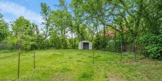 1602 W Elm Street Gallery 28