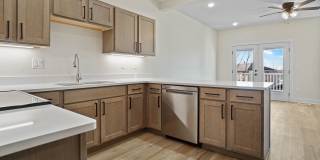 Seventh Hill Estates Gallery 18