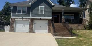 Elegant 3-Bedroom Home in Gated Seven Lakes with Community Pool Gallery 1