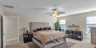 Large fenced yard corner lot - 4 Bedroom home in Moss Grove Plantation Gallery 17